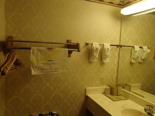 Motel Super 8 By Wyndham Dallas South