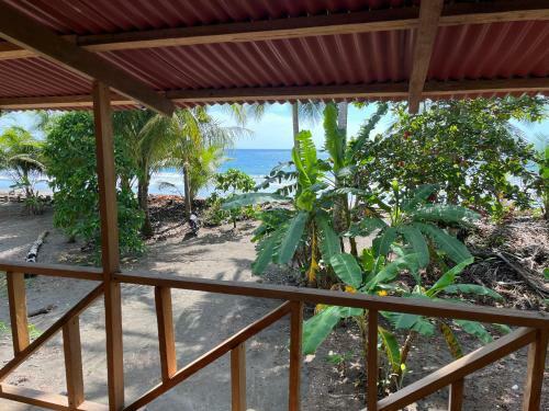 Albergue Hostal San Mabel Herping - Playa Cuevita