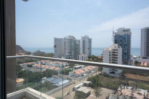 Modernos Y C�modos Apartamentos En Playa Salguero