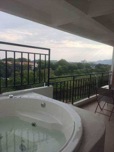 Apartamento Lujoso Y C�modo Apto Con Jacuzzi Privado