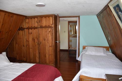 Hostal Chalet Los Pinos