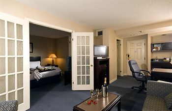 Stationpark All Suite Hotel