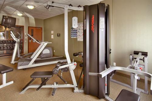 Hotel Ramada Inn & Suites