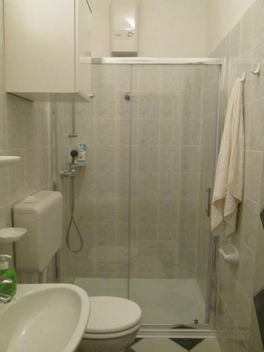 Hostal St. Lazarus Room