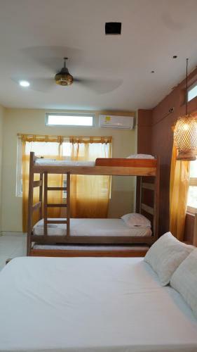Apartamento Los Cayos Caba�as