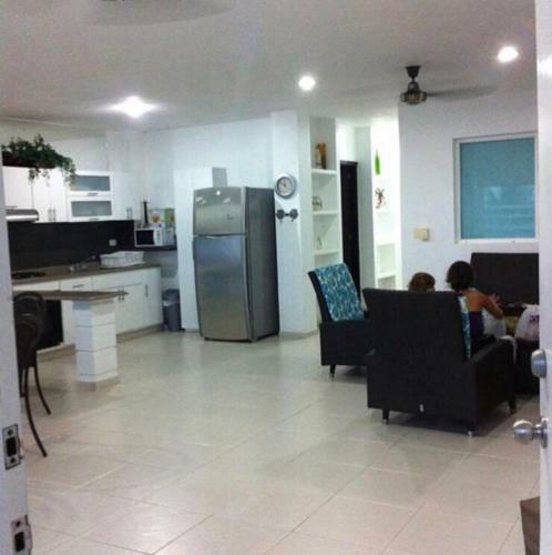 Apartamento Frente A La Playa En Cove�as