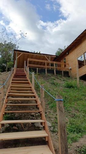 Villa Ecocaba�a Con Jacuzzi Ecocaba�as Byb