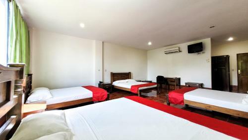 Hotel Beijing Caucasia