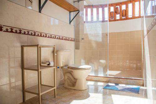 Hermosa Casa Con Piscina En Carmen De Apical�