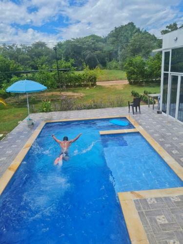 Emun� Campestre