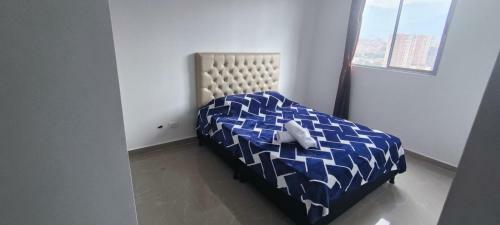 Apartamento Al Lado Centro Comercial Fabricato. Medellin