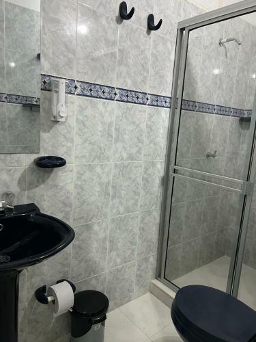 Hostal Cool House 24horas