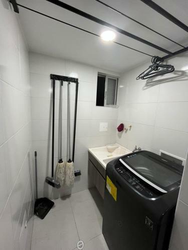 Habitaci�n Auxiliar En Apto Compartido Piso 26