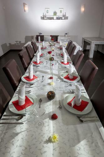 Sareza Hotel