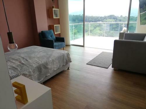 Amplio Apartamento Con Terrazas Y Vista �nica Cafetera