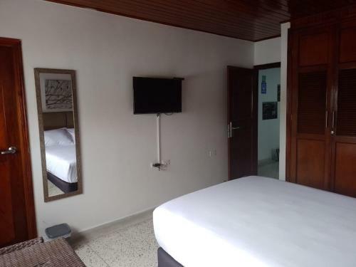 Hotel Med Suites 94
