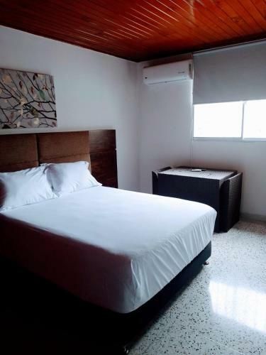 Hotel Med Suites 94