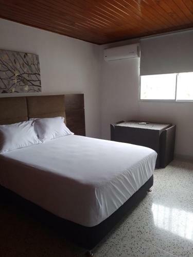 Hotel Med Suites 94