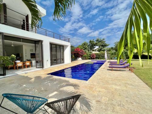 Casa En Anapoima Estilo Mediterr�neo