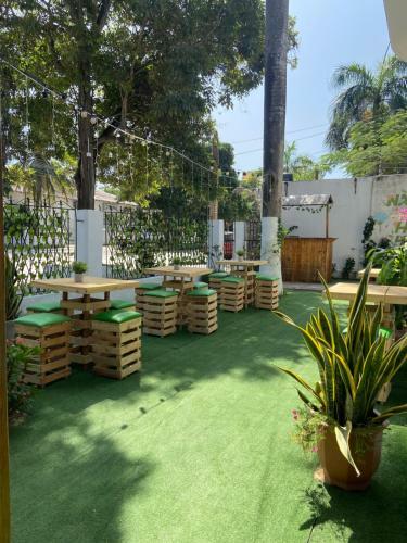 Vegan Garden Hostal