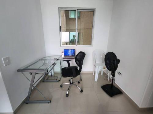 Apartamento Apto C�modo, Exc. Ubicaci�n. 74