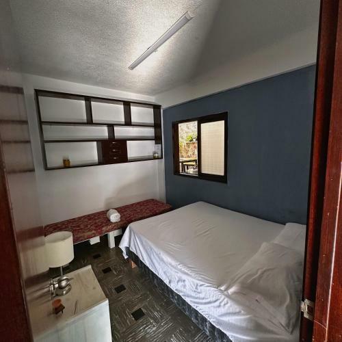 Hostal Astroblue
