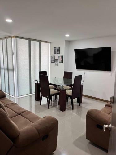 Apartamento Apto Comodo En UNA Excelente Ubicaci�n