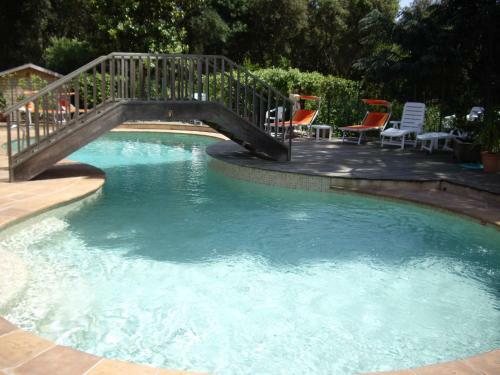 Hotel H�tel Les Palmiers