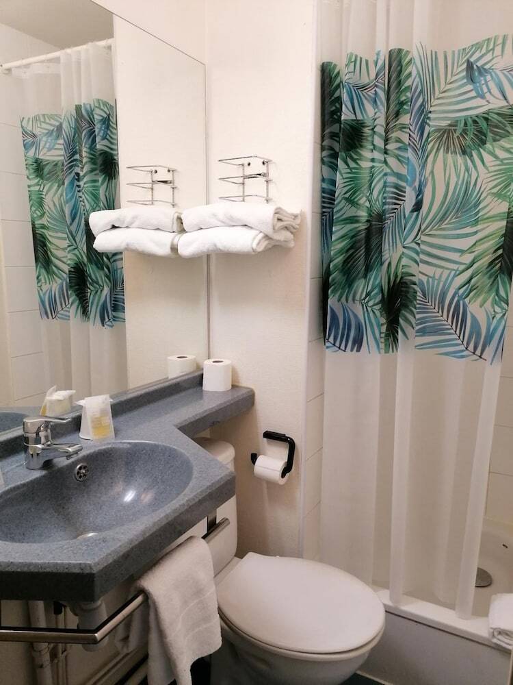 Fairway Hotel