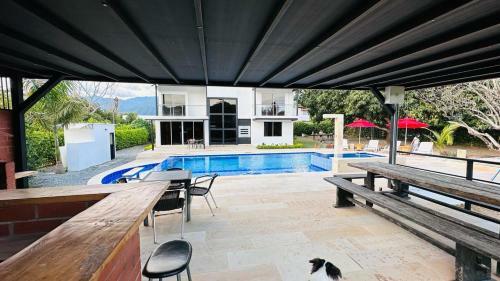 Finca De Recreo En Sopetr�n
