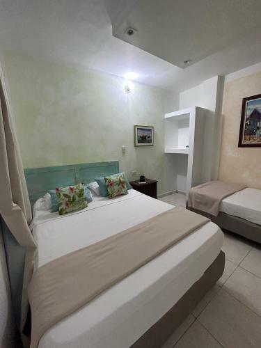 3cb-1 3 Bedroom Apartment In Getsemani