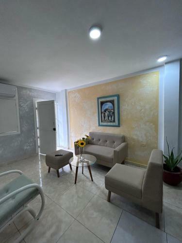 3cb-1 3 Bedroom Apartment In Getsemani