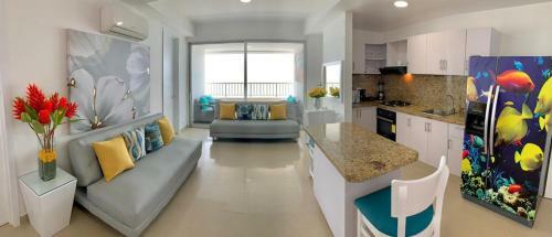 2 Bedroom Beachfront Apartment 2p1-al With Pool And Wifi