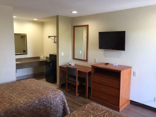 Motel Simply Home Inn & Suites - Riverside