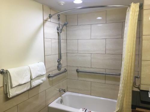Motel Simply Home Inn & Suites - Riverside