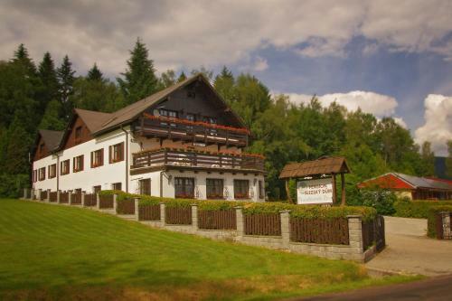 Hostal Penzion Slezsky Dum