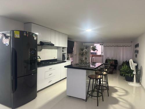 Lindo Apartamento Al Lado de La Playa, Excelente.