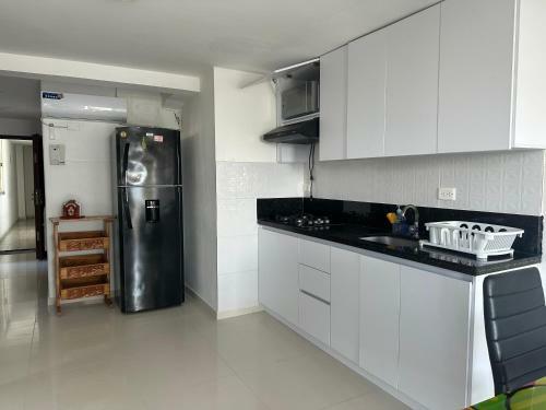 Lindo Apartamento Al Lado de La Playa, Excelente.