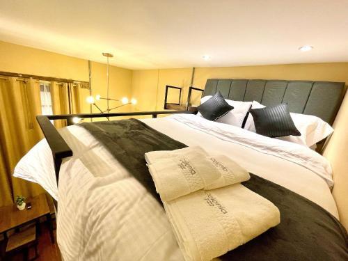 108 Aparta Studio Boutique En Mansi�n Siglo XIX