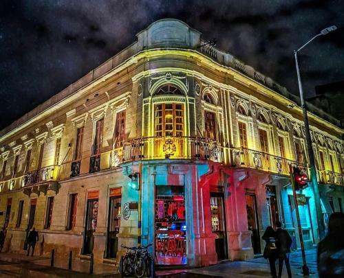 203 Aparta Studio Boutique En Mansi�n Siglo XIX