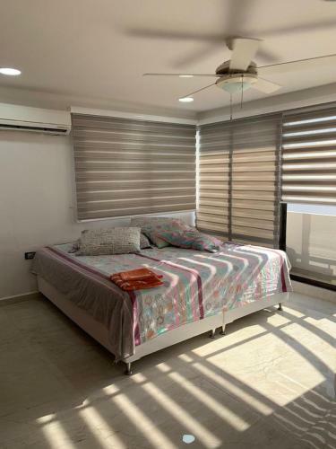 3mr8 Duplex Apartment Close To The Sea With Pool