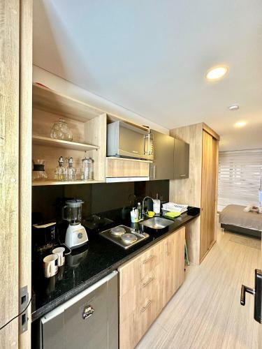 Hermoso Y Central Apartaestudio En Bogot�