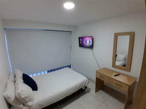 Hostal Habitaci�n Agradable, Corferias - Embajada Usa