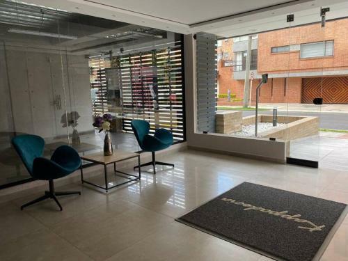 Amplio Apartamento de 2 Hab Con Excelente Vista