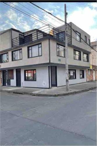Apartamento Acogedor Y Muy Central En Bogot�