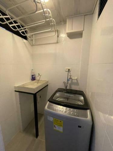 Apartamento Acogedor Y Muy Central En Bogot�