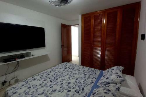 Apartamento C�modo Apto Piso 3