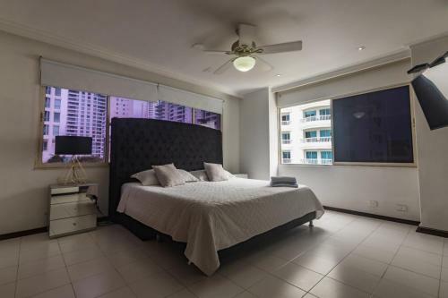 Apartamento Cozy Castillogrande Beachfront