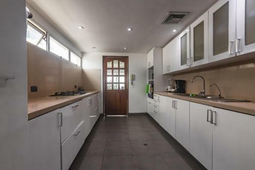 Apartamento Cozy Castillogrande Beachfront