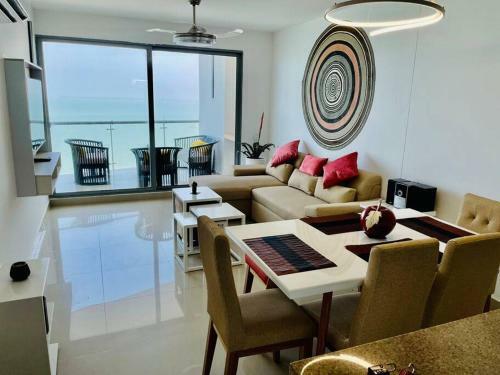 Front Beach Apartapartment